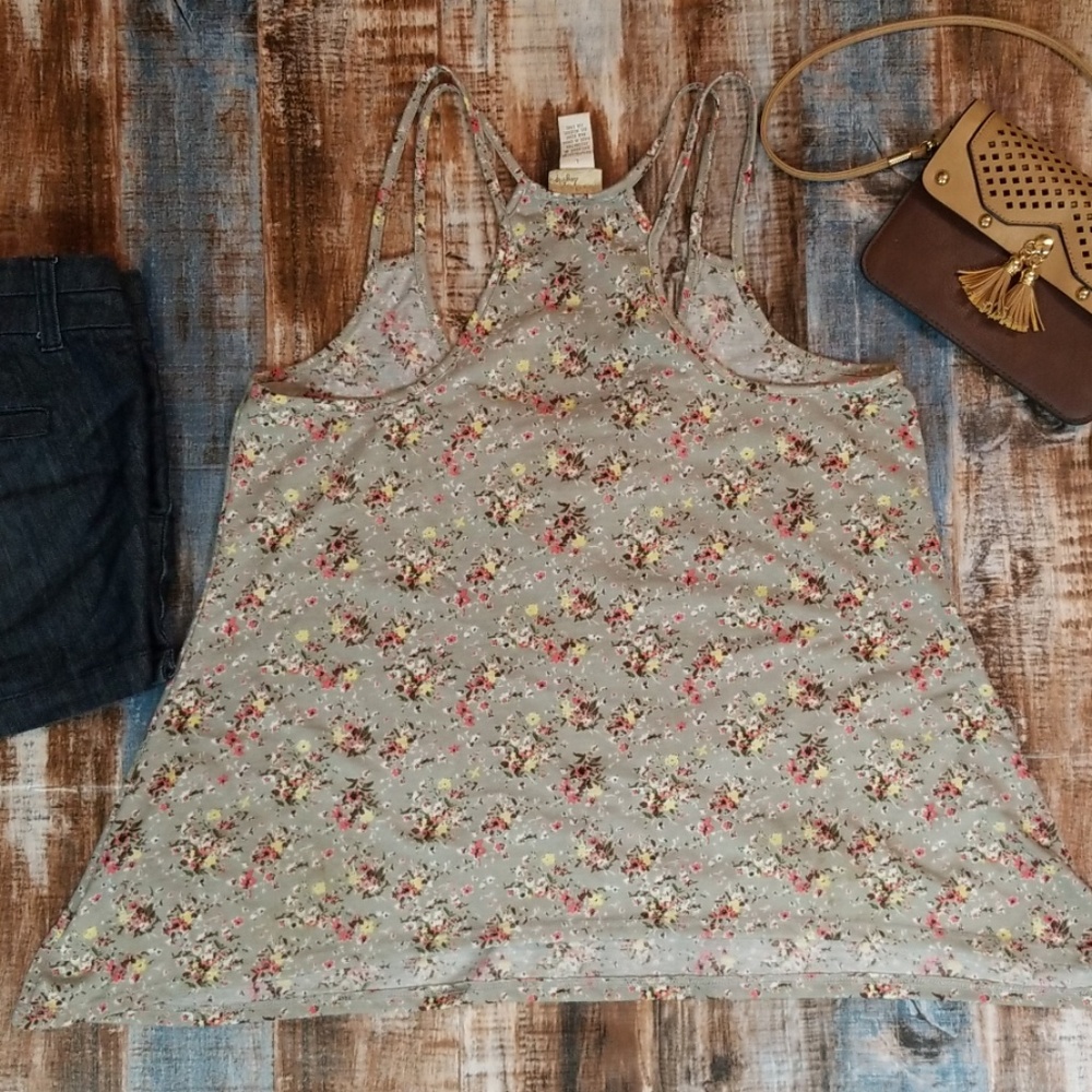 Daytrip Racerback Embellished Floral Tank - Picture 6 of 7